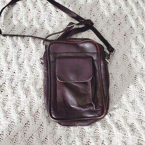 Cherrywood Brown Leather Crossbody Cardholder Travel Bag